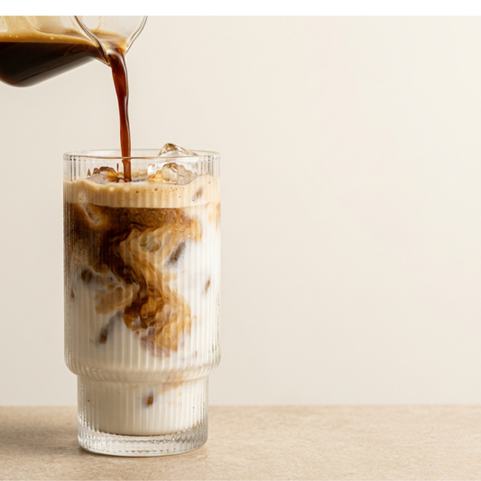 Pourquoi votre café vous fatigue (et comment retrouver une énergie stable naturellement)